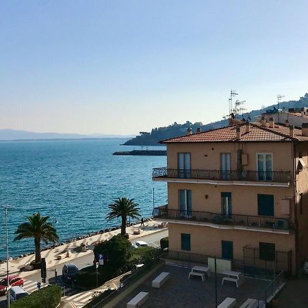 Lilli'S House Vila Porto Santo Stefano  Exterior foto